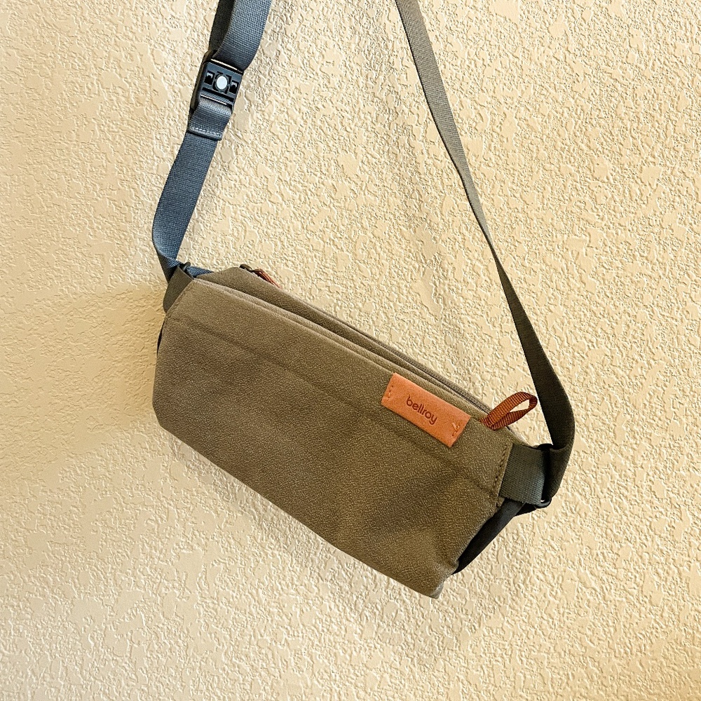 Bellroy Sling Mini - Looma Weave, Limestone